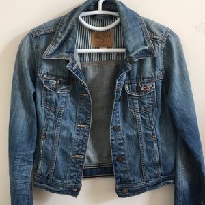 Hollister cropped jean jacket
